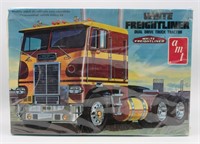 AMT White Frieghtliner Dual Drive Truck Tractor