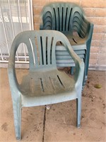 6 Green Plastic Lawn Chairs