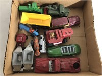 13pc Vtg Diecast & Vehicle Toys w/ Lesney