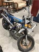 Honda Trail 70 motor bike for parts or repair,