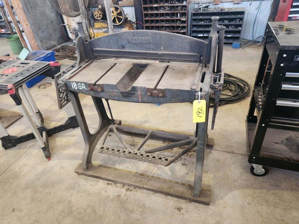 Niagara 32" Metal Shear