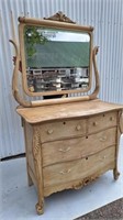 43 x 36 x 22 chest of drawers only, mirror