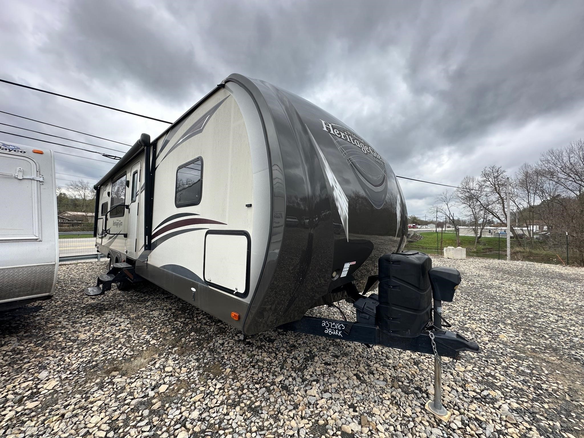 2014 Wildwood Heritage Glen Lite Camper-Titled