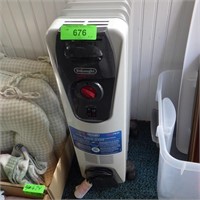 DeLONGHI ELECTRIC HEATER- TURNS ON