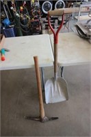 Alum. scoop shovel & PIck