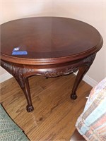 OVAL WOOD TABLE