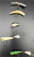 Hula popper, baits, and other fish with hooks
