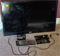 24" LG Tv w/ Remote & Cable