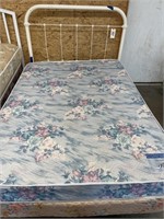 Full Size Iron Bed w/Frame Mattress & Box