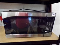 Westinghouse microwave, 1350w, works