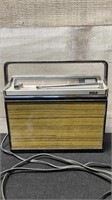 Vintage RCA Portable AM/FM Radio RZM 176E Luxury B