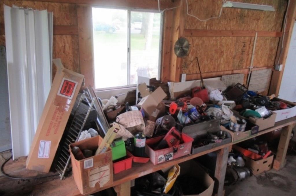 Truck bed full that includes various fasteners,