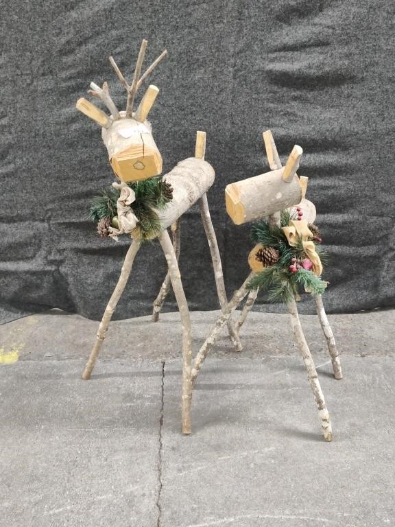 Holiday Deer Decorations