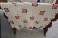 Crochet Throw w/Roses