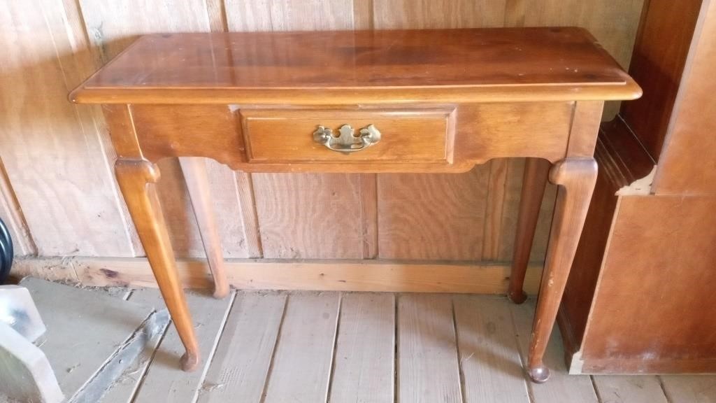 Ethan Allen Sofa Table with Drawer