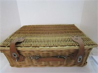Vintage Basket w/sewing items