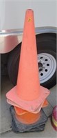 Traffic safety cones