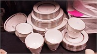 41 pieces of Oxford china dinnerware, Lexington