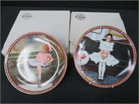 2 COLLECTOR PLATES IN ORIGINAL BOXES