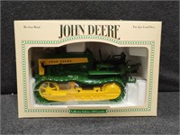 1:16 John Deere 430 Crawler Collector Edition