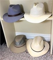 Men's Hats lot of 4