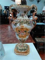 Magnificent vintage Italy trophy vase
