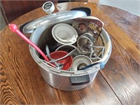 Pressure Cooker Lot