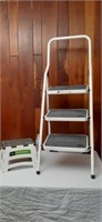 Folding step stool and ladder