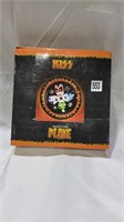 Nib 2001 kiss plate