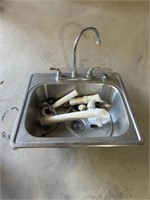 Stainless steel sink