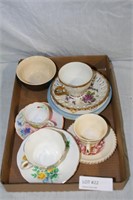 FLATBOX OF CUPS AND SAUCERS
