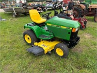 John Deere 425 All Wheel Steer Lawn Tractor