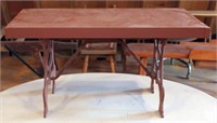 sm table/bench w/cast iron base, 29.25" l x