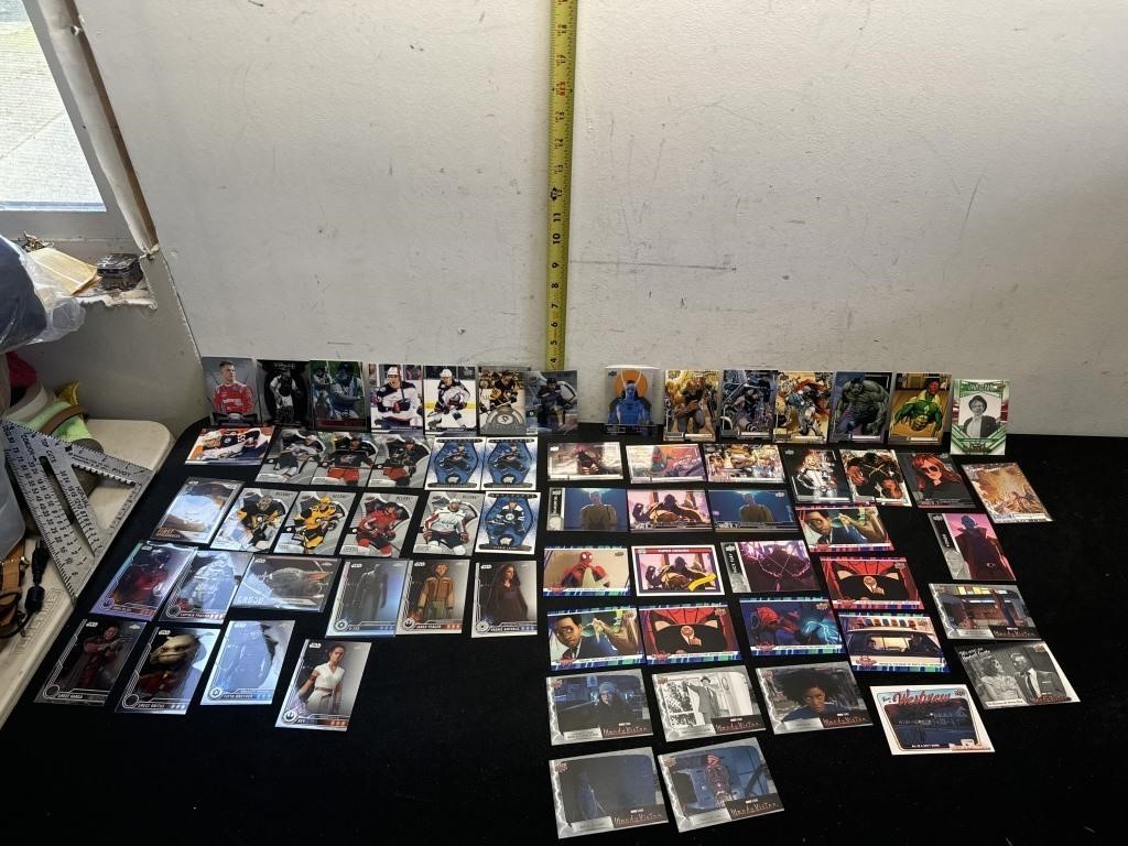 Mixed lot of cards