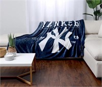 66"x90" Oversized Sports Team Blanket, New York