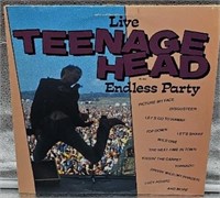 Live teenage head