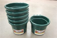 (6) Hook over feed pails