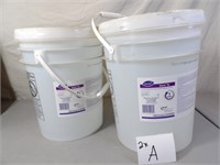 2 Pails Diversey Oxivir Tb Cleaner 5 Gallons Each