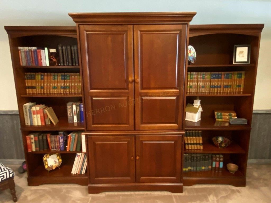 Entertainment Cabinet (No Contents)