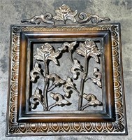 (D) Metal wall Art 23 inches x 18