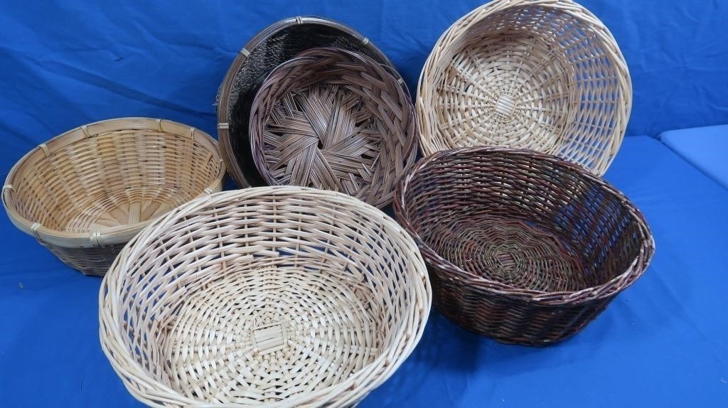 6 Wicker Baskets