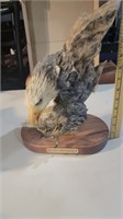 American Buld Eagle  statue