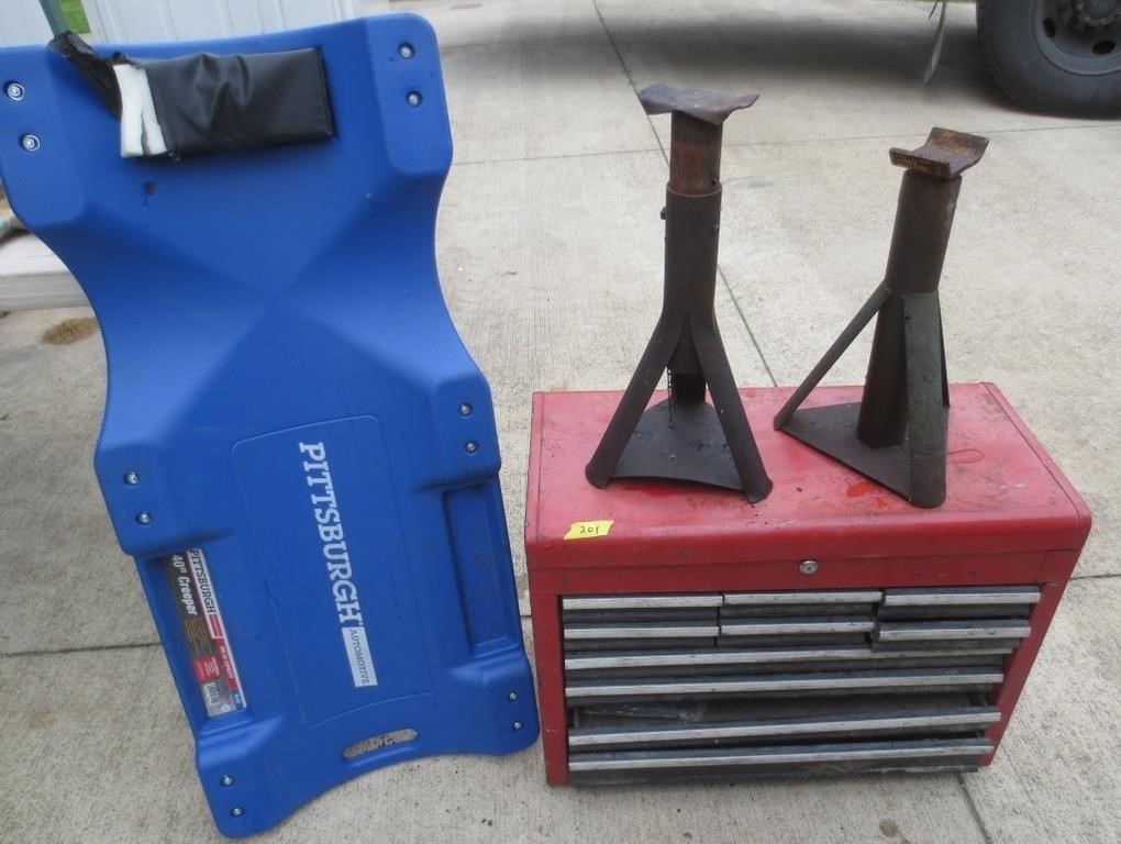 Rough toolbox, light duty jack stands, creeper