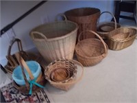 Large lot of Baskets Multiple Sizes and Styles