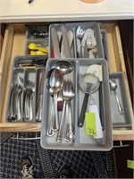 Kitchen Flatware & Storage Containers