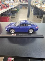 Maisto Porsche Carrera 911 car