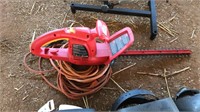 ELECTRIC HEDGE TRIMMERS W/ EXTENSION CORDS