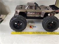 Arrma Outcast 6S BLX Brushless Monster Truck