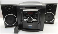 RCA Stereo - Radio & CD Player Powers On