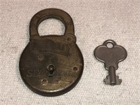 Quality Six Lever lock with key